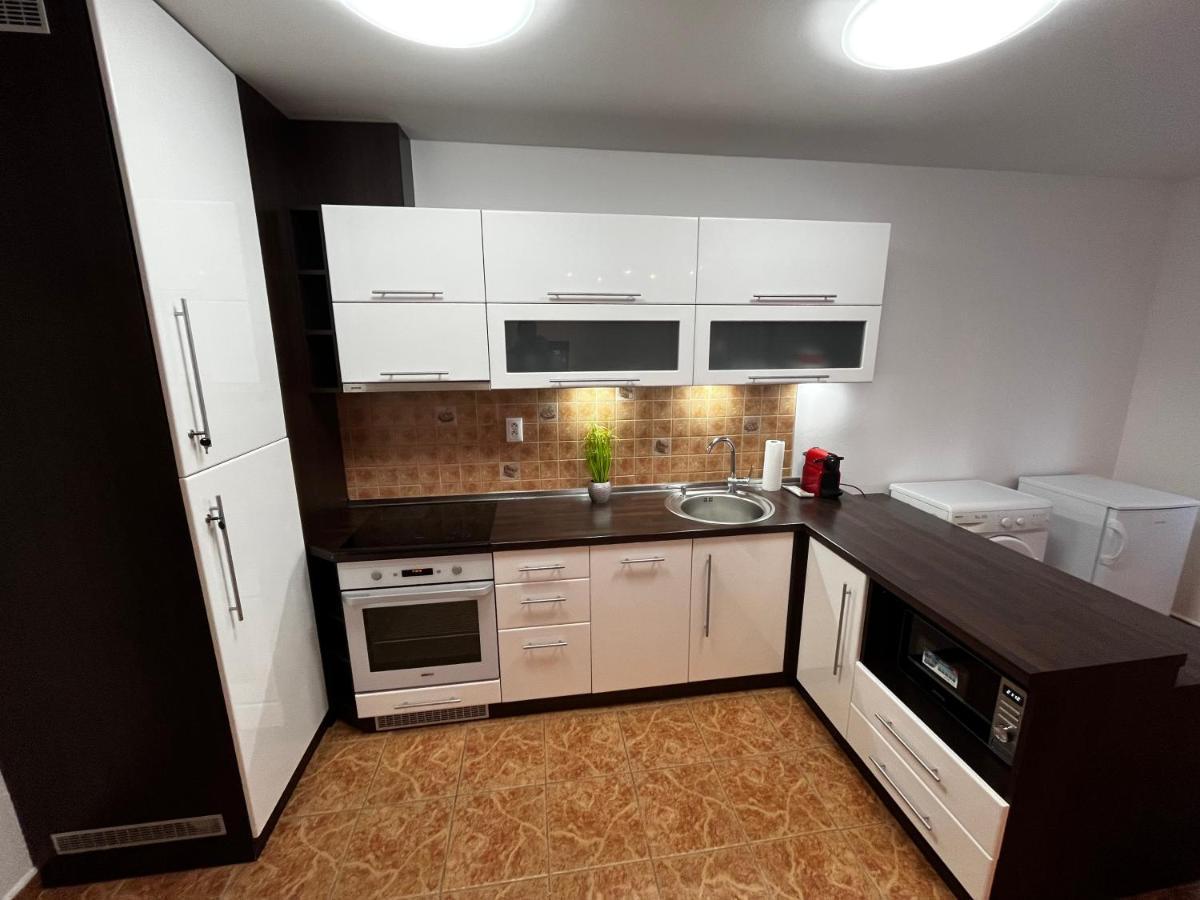 Apartman Nico Dunajska Streda Luaran gambar