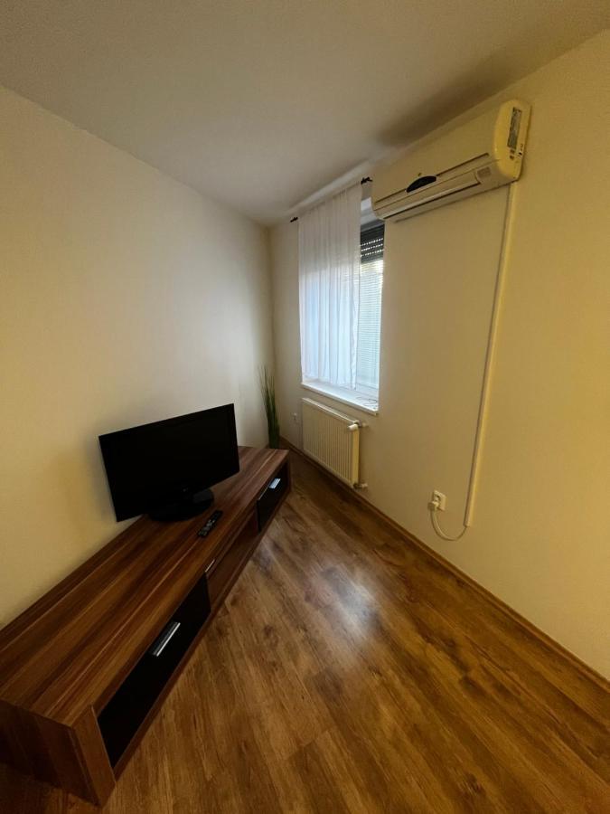 Apartman Nico Dunajska Streda Luaran gambar